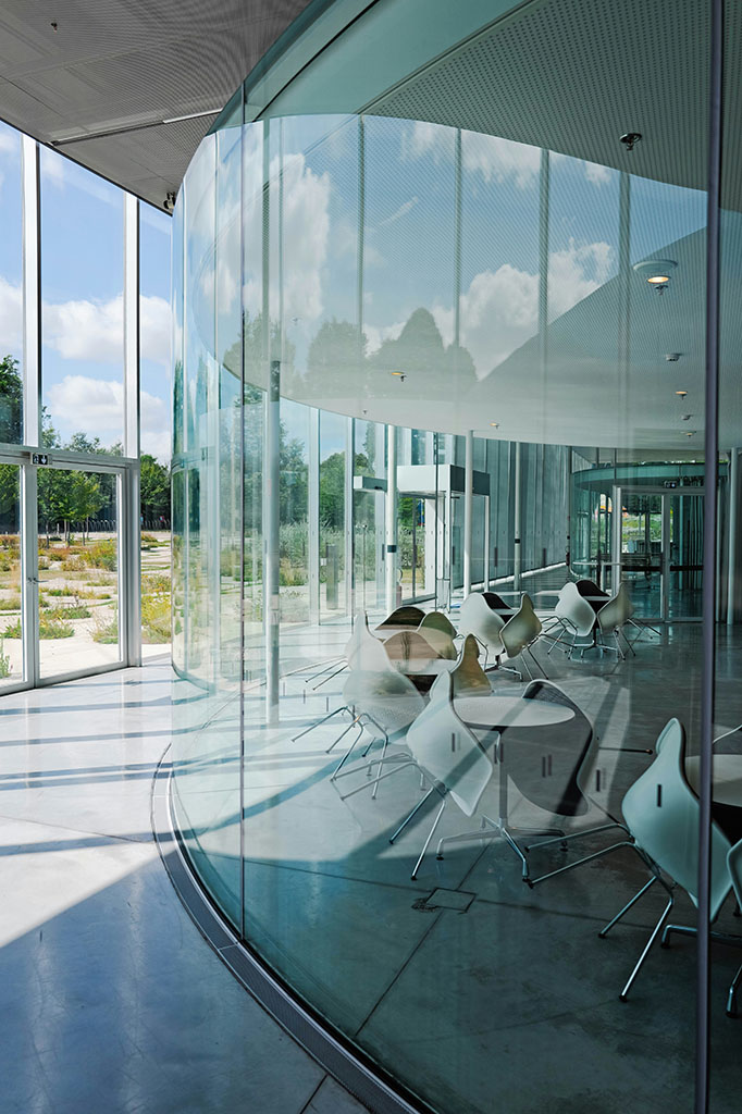 skleněné příčky